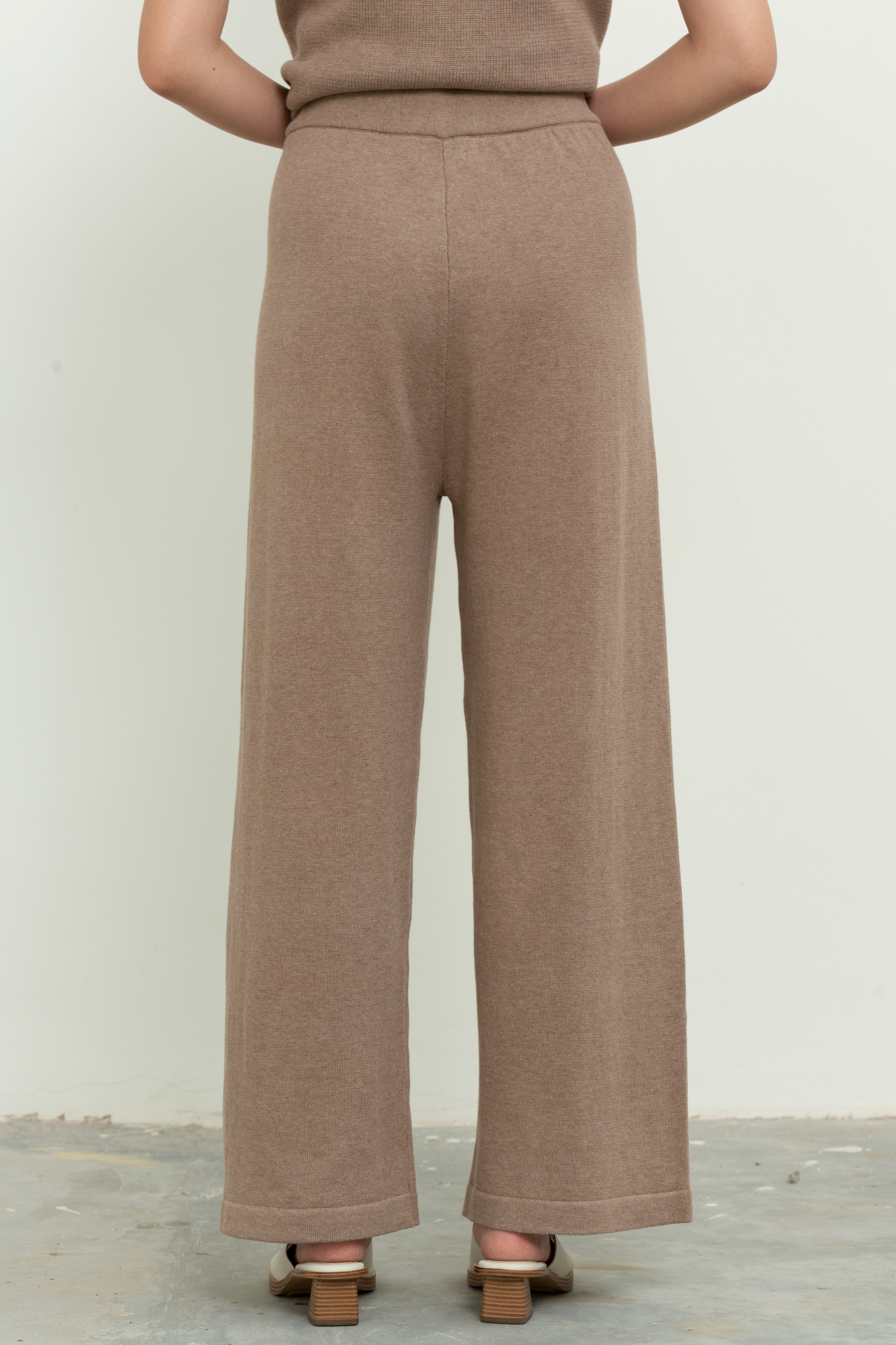 Knit Long Pants in Brown