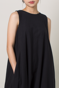 Linen Blend Sleeveless Puff Dress in Black