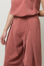 Load image into Gallery viewer, Tulip Fold Long Pants in Red
