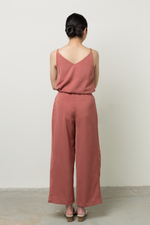 Load image into Gallery viewer, Tulip Fold Long Pants in Red
