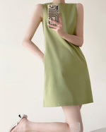 Load image into Gallery viewer, Jea Green Sleeveless Shift Dress
