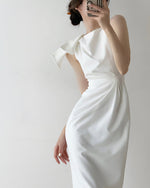 Load image into Gallery viewer, [Ready Stock] Kariss White Gathered Bow Shift Dress
