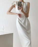 Load image into Gallery viewer, Kariss Gathered Bow Shift Dress in White
