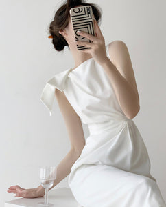 [Ready Stock] Kariss White Gathered Bow Shift Dress