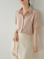Load image into Gallery viewer, Hidden Button Short Sleeve Shirt in Pink
