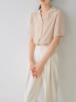 Load image into Gallery viewer, Collar Lapel Short Sleeve Blouse in Cream
