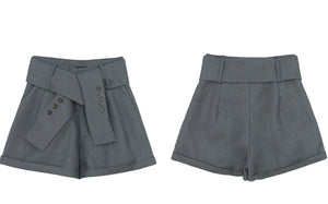 Suit Tailored Shorts in Grey