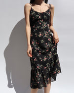 Load image into Gallery viewer, Genevieve Floral Tie Strap Dress
