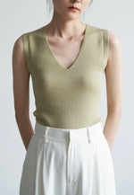 Load image into Gallery viewer, Tencel V Tank Top in Green
