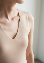 Load image into Gallery viewer, Tencel V Tank Top in Tan

