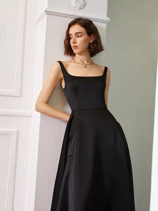 Makana A-Line Tailored Pocket Dress in Black