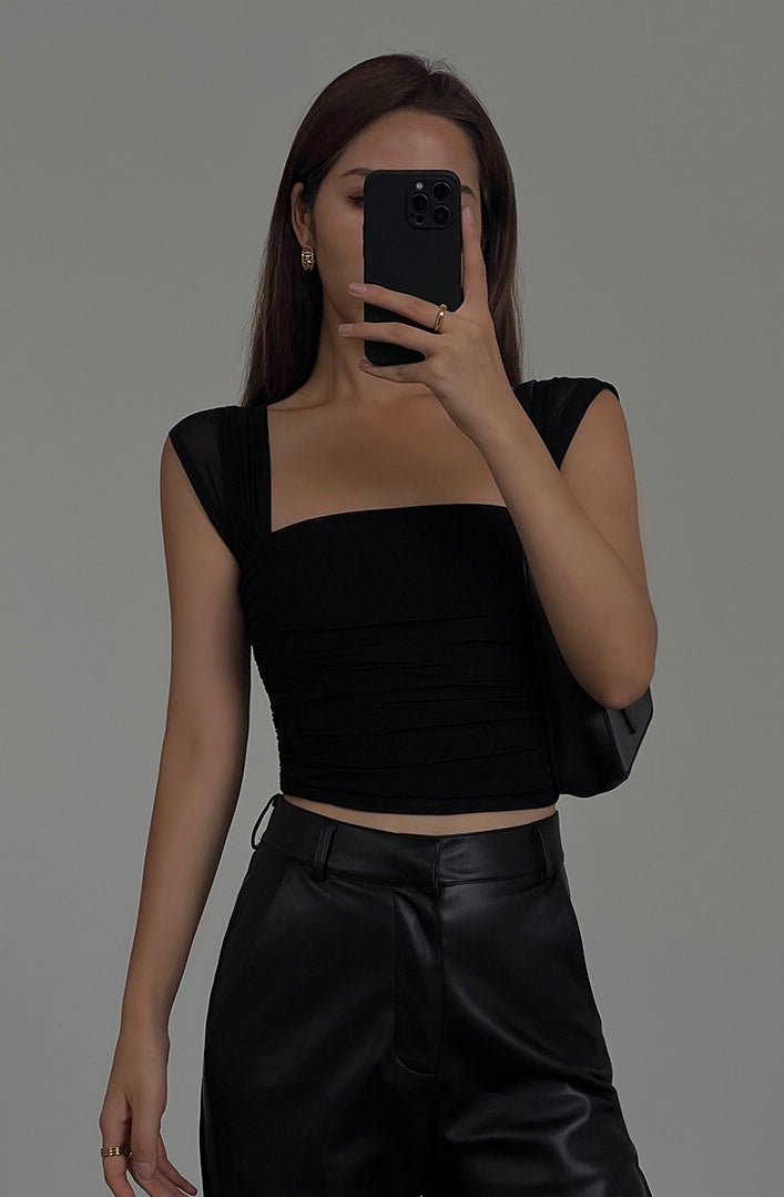 Shirring Sleeveless Top in Black