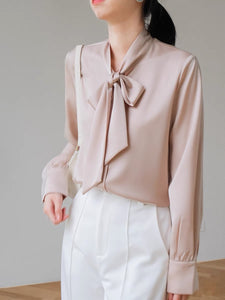 Pussy Bow Long Sleeve Blouse in Champagne