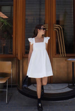 Load image into Gallery viewer, [Ready Stock] Sky High Flutter Sleeve Pocket Dress in White
