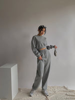 Load image into Gallery viewer, Pique Cropped Sweater - Light Grey
