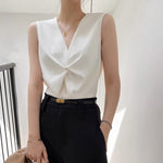 Load image into Gallery viewer, Shenton Twist Sleeveless Top in White
