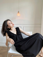 Load image into Gallery viewer, Esplanade Gathered Sleeveless Midi Dress in Black
