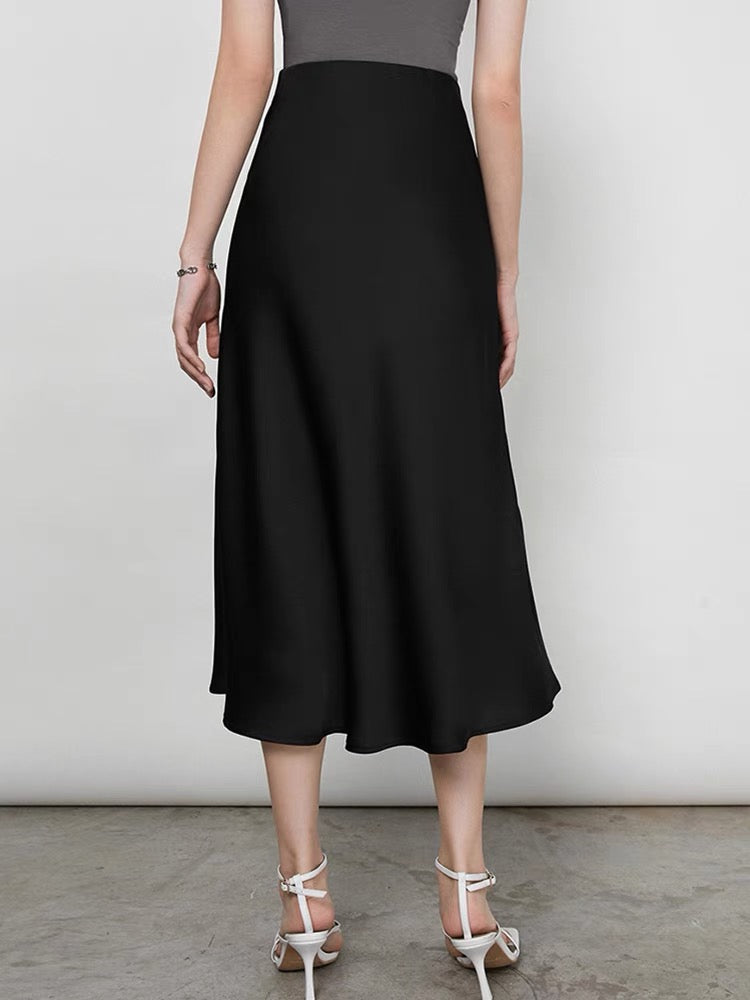Classic Midi Slip Skirt in Black